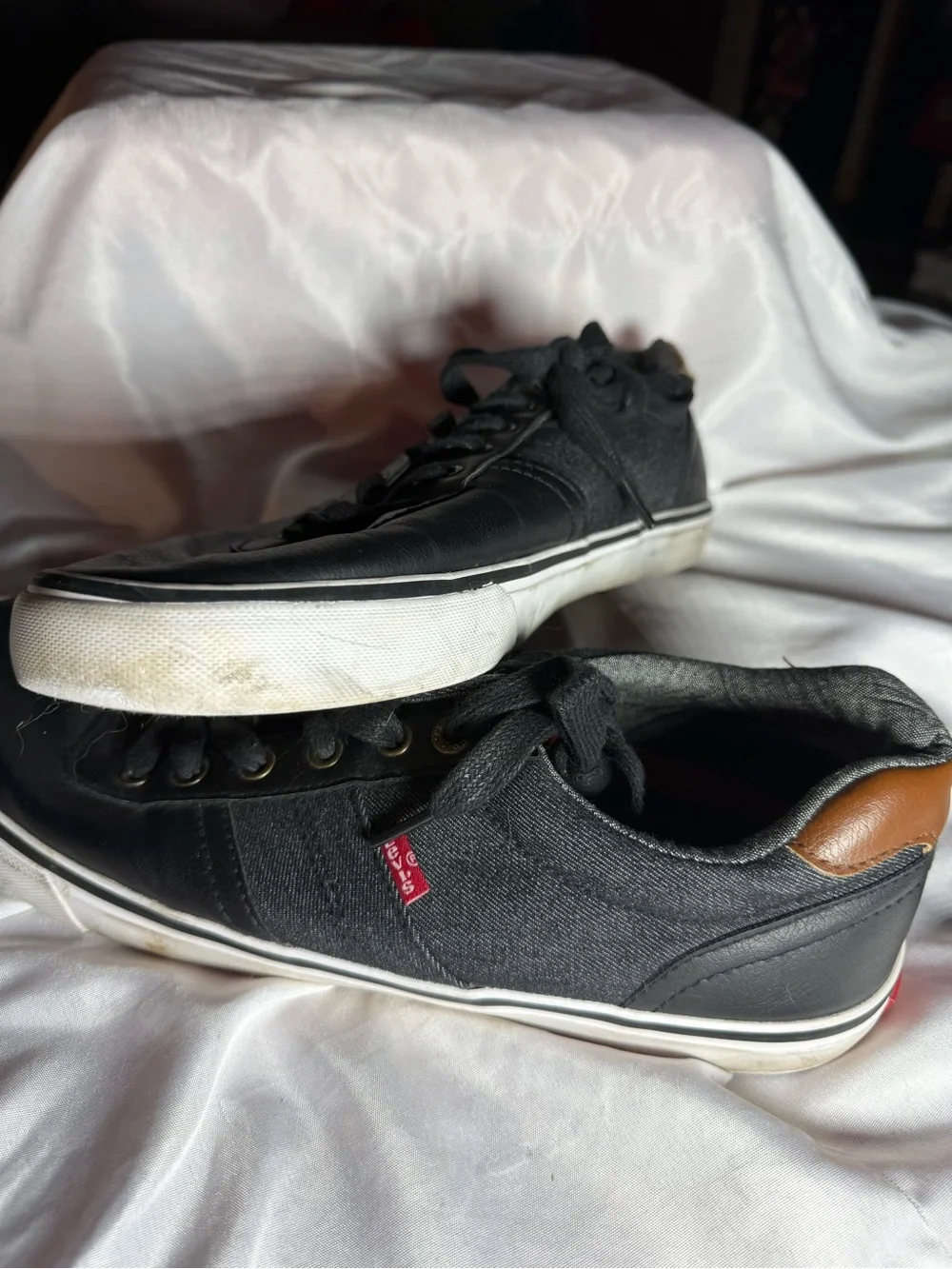 Levi's Black and Brown Low-Top Lace-Up Sneakers- size 11